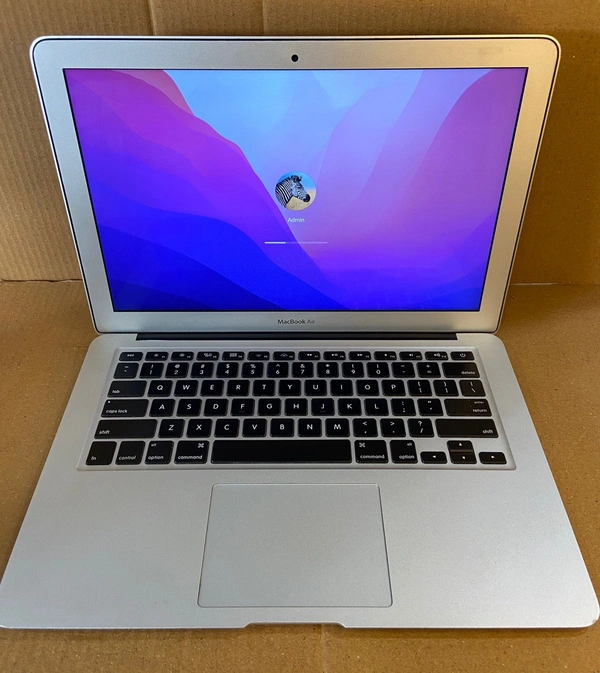 Apple (Refurbished) MacBook Air A1466 (13.3” Screen, 8GB RAM, 512GB SSD, macOS Monterey) - Silver