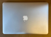 Apple (Refurbished) MacBook Air A1466 (13.3” Screen, 8GB RAM, 512GB SSD, macOS Monterey) - Silver
