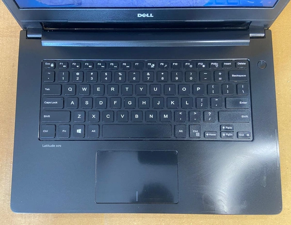 Dell  (Refurbished) Dell Latitude 3470 | i3 6th Gen | 8GB RAM | 256GB SSD | New Battery | OG Charger | Windows 10 - Black, 14.0  Inch
