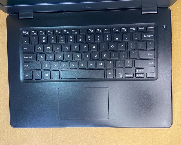 Dell Latitude 3490 | Intel i5 8th Gen | 8GB RAM | 256GB SSD | Windows 11 Pro | 14” Screen
 - Black, 14.0 Inch