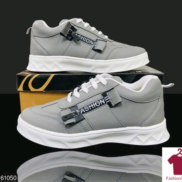 Fabulous Men's Casual Shoes - 8