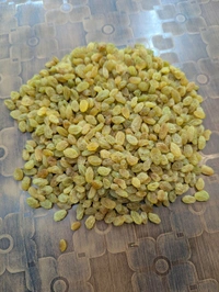 Rajbhog Fortune Cart Premium Raisins (Kismis) - Green, 250Gm