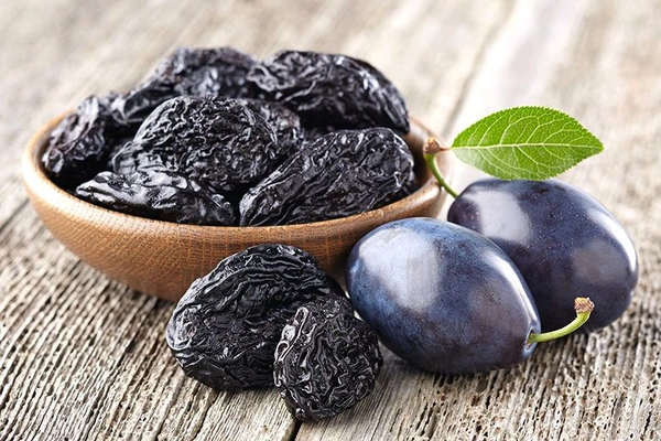 Fortune Cart Dried Prunes