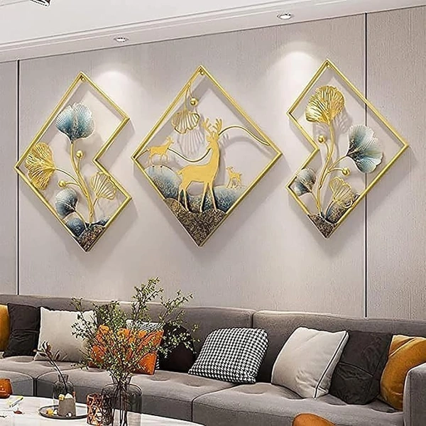 Indian Aesthetica INDIAN AESTHETICA Home Metal Wall Decor, Ginkgo Biloba Wrought Iron Wall Decoration, Golden Ginkgo Leaf Wall Hanging Decor with Frame Metal Art Wall Sculpture WA32 - 42L*7W*42H