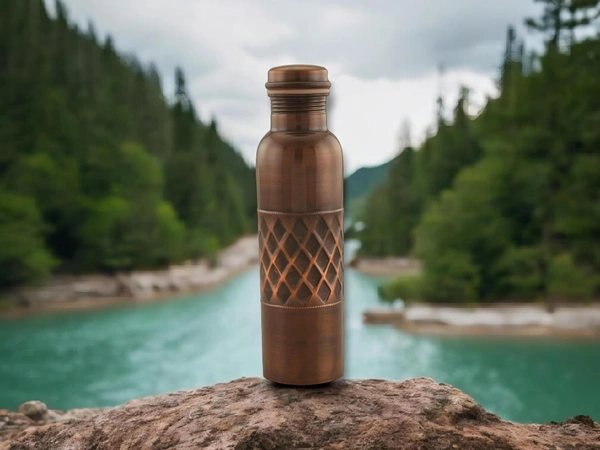 Indian Aesthetica 100% Pure Copper Water Bottle 1 Litre | Ayurvedic Health Benefits | Leak-Proof, BPA-Free, Handcrafted Design | Indian Aesthetica - 1000ML