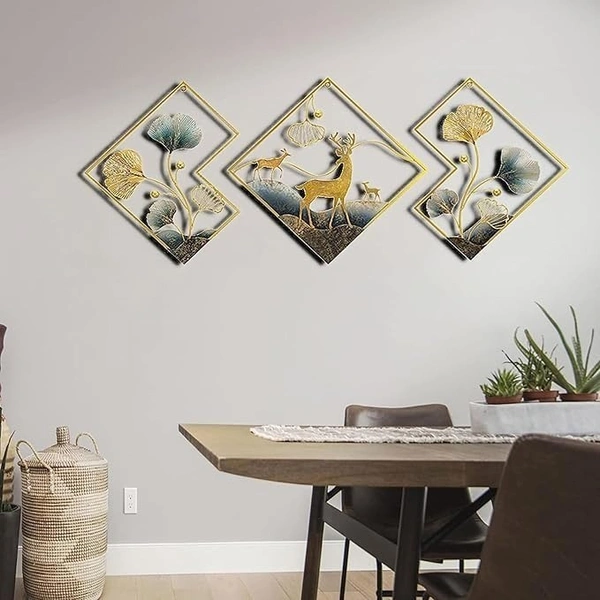 Indian Aesthetica INDIAN AESTHETICA Home Metal Wall Decor, Ginkgo Biloba Wrought Iron Wall Decoration, Golden Ginkgo Leaf Wall Hanging Decor with Frame Metal Art Wall Sculpture WA32 - 42L*7W*42H