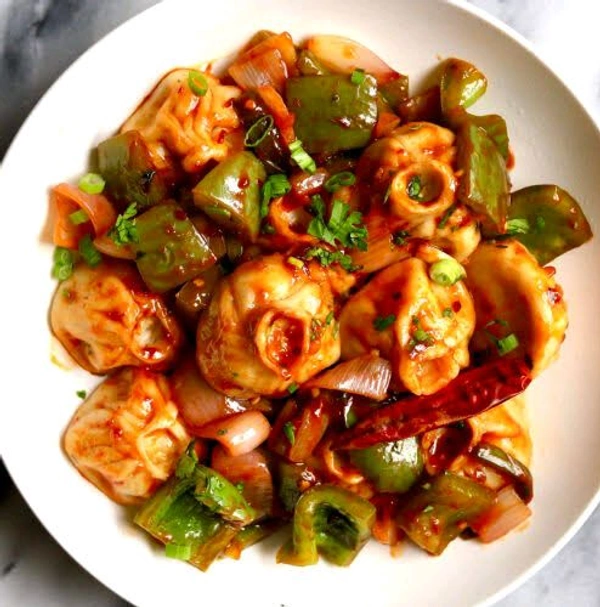 Schezwan Paneer Momos