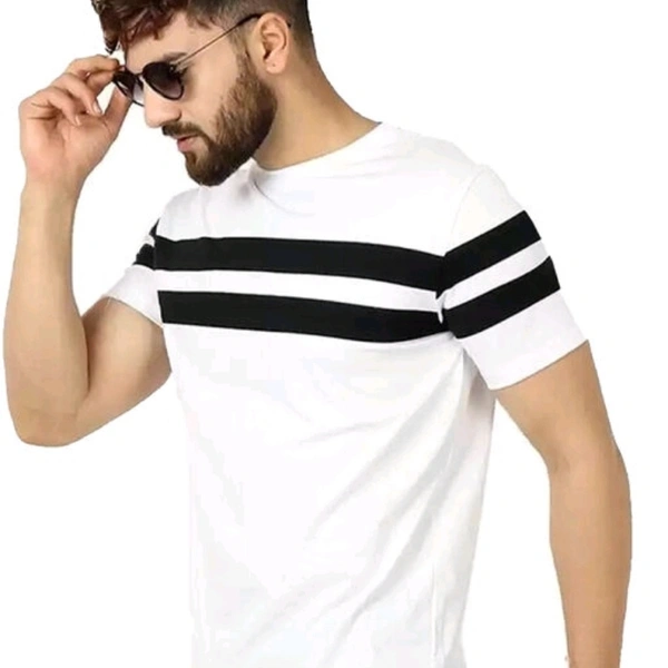 New Trendy Men T-Shirts White - M