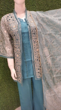 SAHELI BC78 PANT SUIT - M, Glacier