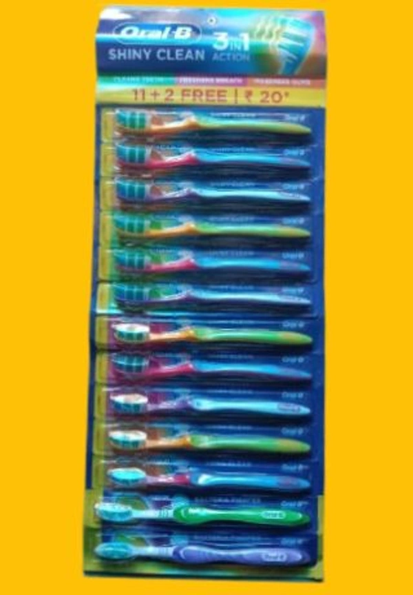 Oral-B Fresh Clean Toothbrush 11u +2U Free30mrp
