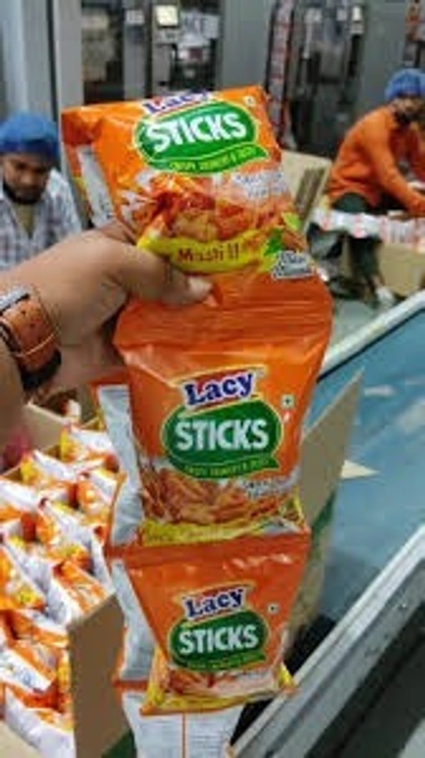  Lacy stick kurkure - 1 lari