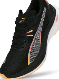 Puma Deviate Nitro 3 Men Running Shoes - Black, UK 10