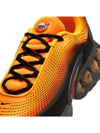 Nike Men Air Max DN SE NSW Running Shoes - Tangerine, UK 07