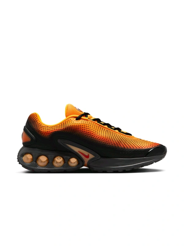 Nike Men Air Max DN SE NSW Running Shoes - Tangerine, UK 09
