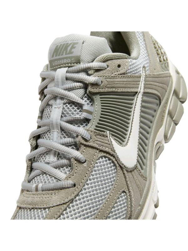 Nike Men Zoom Vomero 5 NSW Running Shoes - Camouflage Green, UK 08