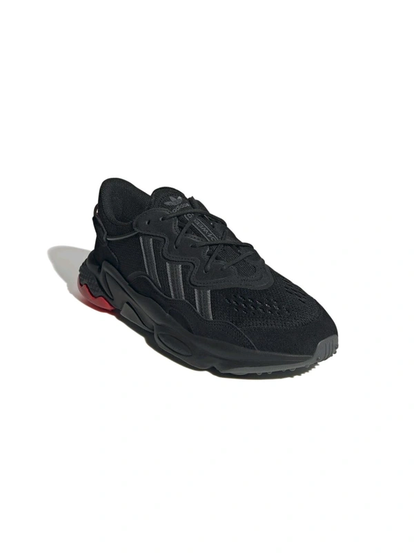 Adidas Originals  Men OZWEEGO Casual ORIGINALS Sneakers - Black, UK 07
