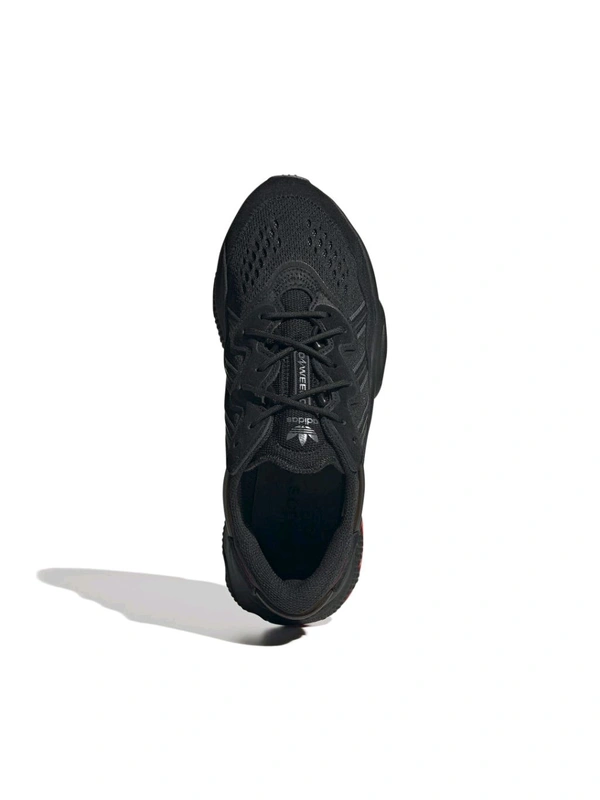 Adidas Originals  Men OZWEEGO Casual ORIGINALS Sneakers - Black, UK 08