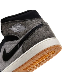 Nike  Men Air Jordan 1 Mid SE JORDAN LEGACY Sneakers - Black, UK 09