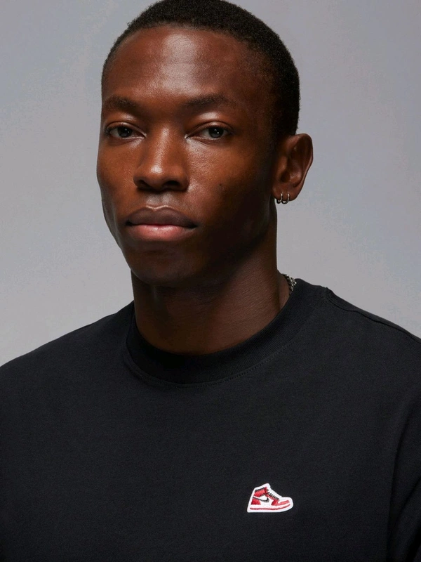 Nike Jordan Brand Men T-Shirt - Black, M