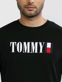 TOMMY HILFIGER Black Graphic T-Shirt - Black, XL
