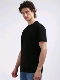 CALVIN KLEIN Men Black Color T-Shirt - Black, L