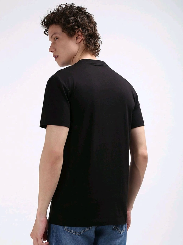 CALVIN KLEIN Men Black Color T-Shirt - Black, L