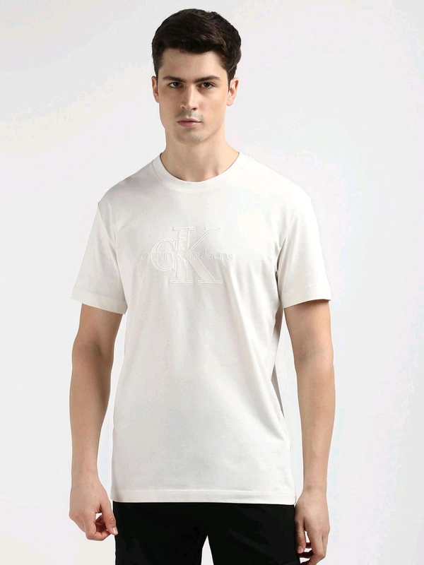 CALVIN KLEIN Men Off White Color T-Shirt - White, M