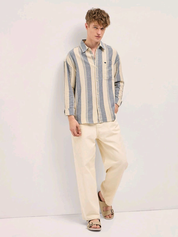 The Bear House Men Blue Cotton Relaxed Fit Casual Shirt - Baja White, XL