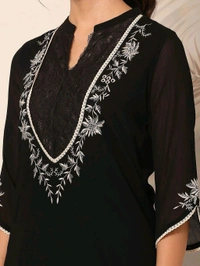  lakshita Embroidered Straight Chiffon Black Tunic for Women - Black, S
