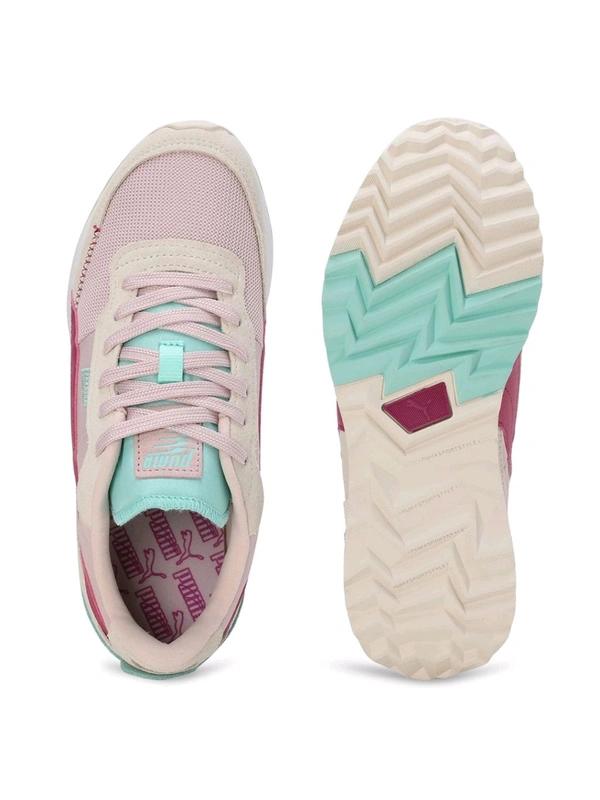 Puma  Road Rider SD Unisex Pink Sneakers - Tickle Me Pink, UK 10