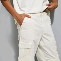 URB_N Men Textured Cargo Parachute Trousers - White, 36