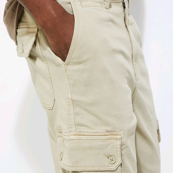 URB_N Men Relaxed Fit Cargo Trousers - Beige, 28