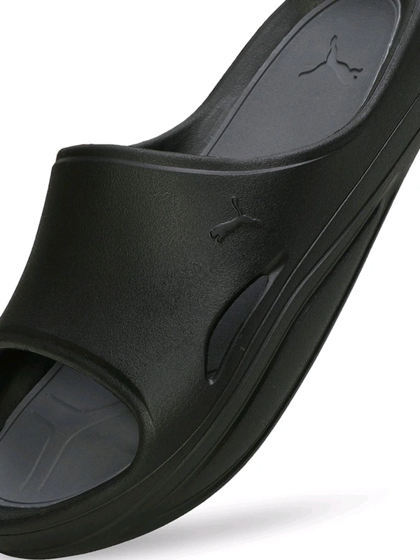 PUMA  Lithen Injex Men Black Slides - Black, UK 09