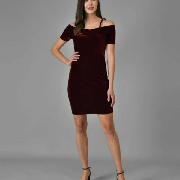 Varaaro Vaararo Women Maroon Velvet Dress - L, maroon