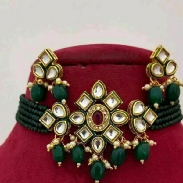 MMFABRIX Sizzling Glittering Women Jwellery Set - FREE SIZE