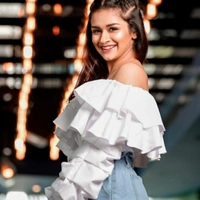 MMFABRIX Ruffle Off Shoulder Top - white, L