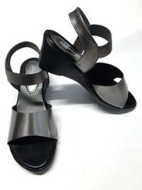SHOEZEE Shoezee 49 Casual Sandal.BIJNIS - 9/1
