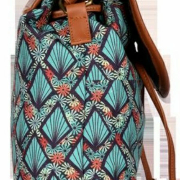 MMFABRIX Gorgeous Fancy Women's Slingbag  - 5.0⭐⭐⭐⭐⭐