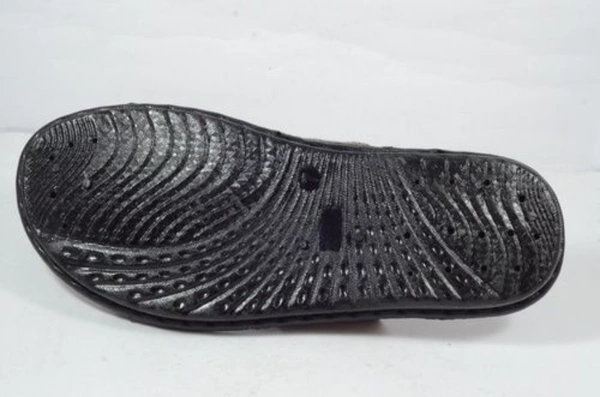 SHIVA PLASTIC INDUSTRIES P.V.C Slipper KINAX 31 .bijnis - 6/1