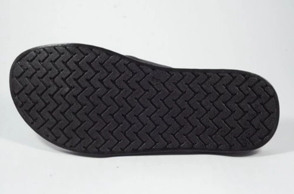A B POLYMERS P.U Slipper  SKYLON 19 .bijnis - 10/2