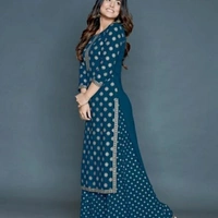 MMFABRIX Women Rayon A Line Kurti - M