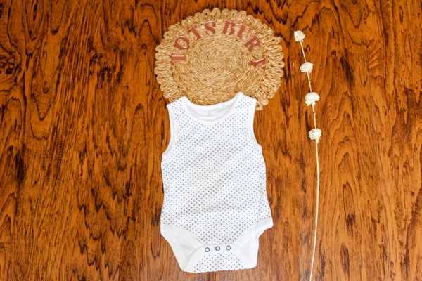 Star Printed Sleeveless Baby Romper - 6-9 Month
