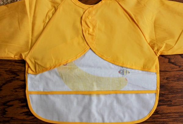  Long-Sleeve Waterproof Baby Bib – yellow Kitty Parade - 18-36 Month