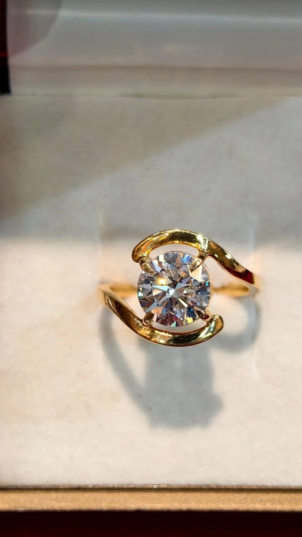 DIAMOND RING 1.75 CARAT REAL DIAMOND WITH 3.5 GRAMS 916 GOLD - EF- VVS, IGI, 3.500 GRAMS, 1.75 CARAT