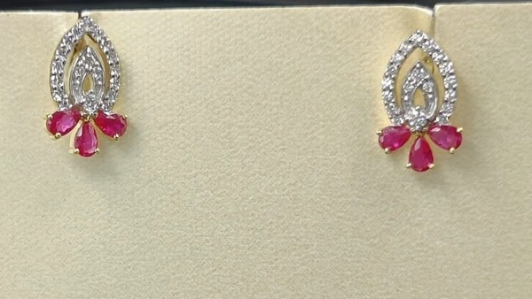 DIAMONDEARRINGS14KARAT - 1.94, 0.19