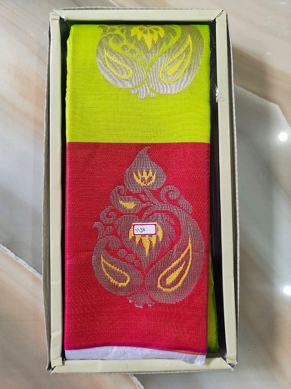 Banaras Pttu With Contrast Border (8 Color Variants)  - Bright Green