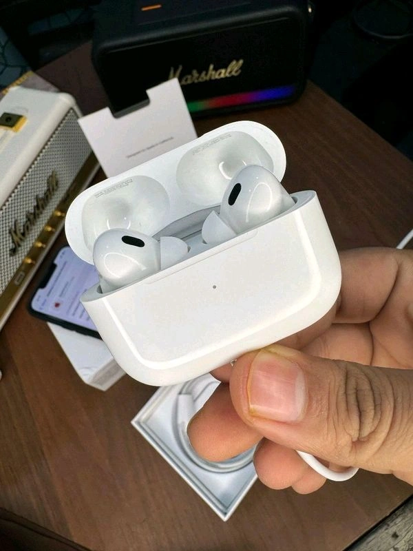 Apple Watch Series 10 And Apple Airpod pro 2 Combo