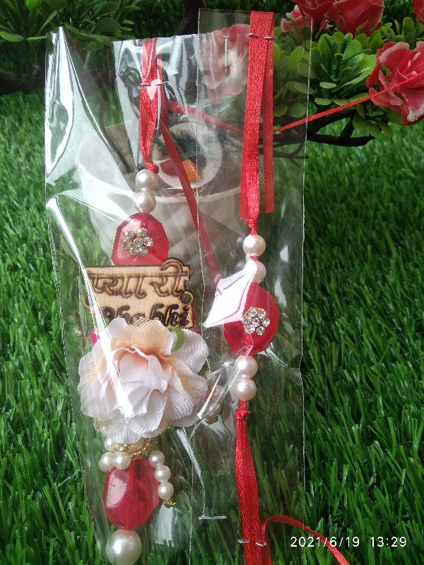 Trendy pair rakhi
