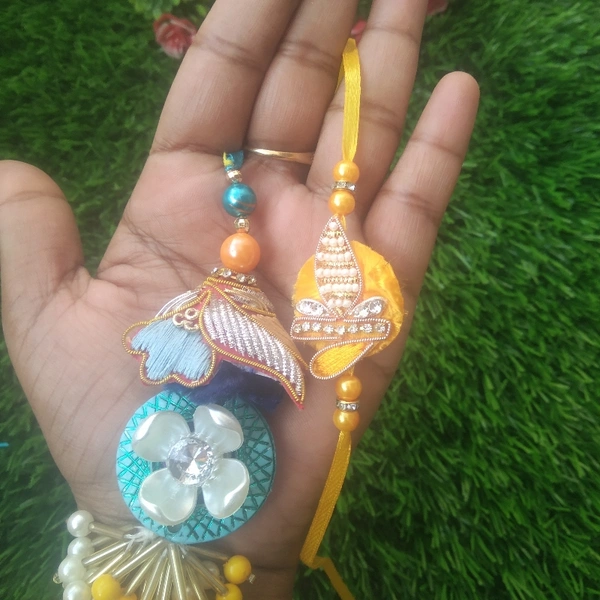 Cute mix n match pair