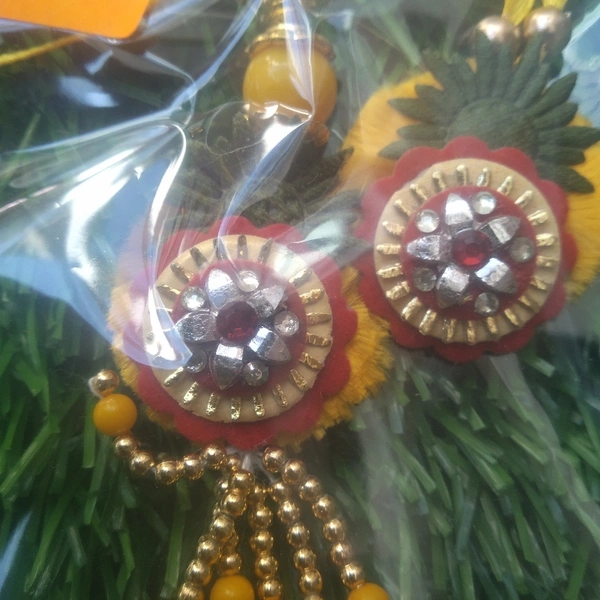 medium size pair